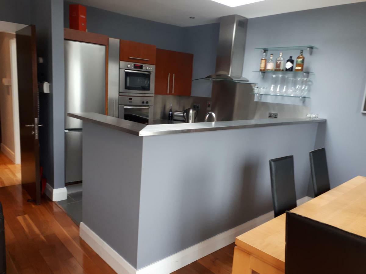 Luxurious Penthouse Apartment 1 , City Centre Kilkenny Exterior photo